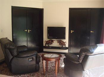 Foxwood Guest House Robin Hood Luaran gambar